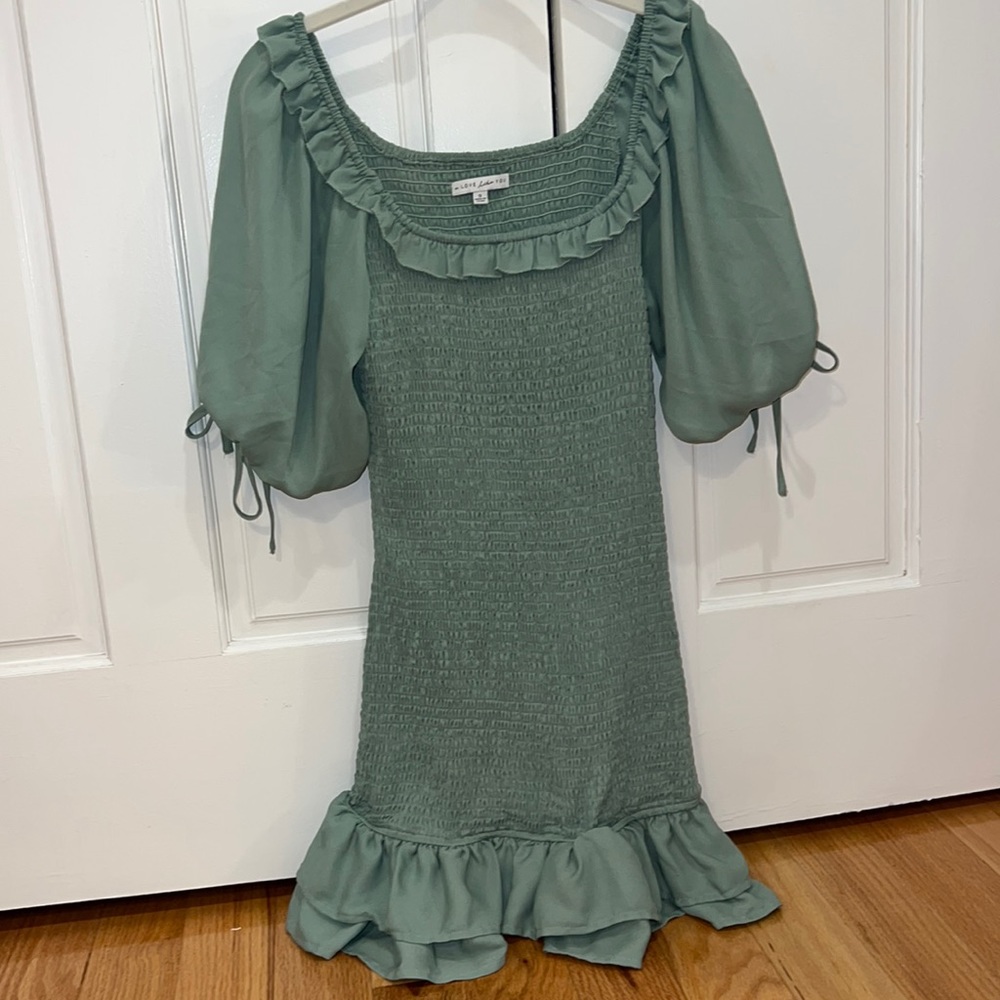 a Love like you dress in green